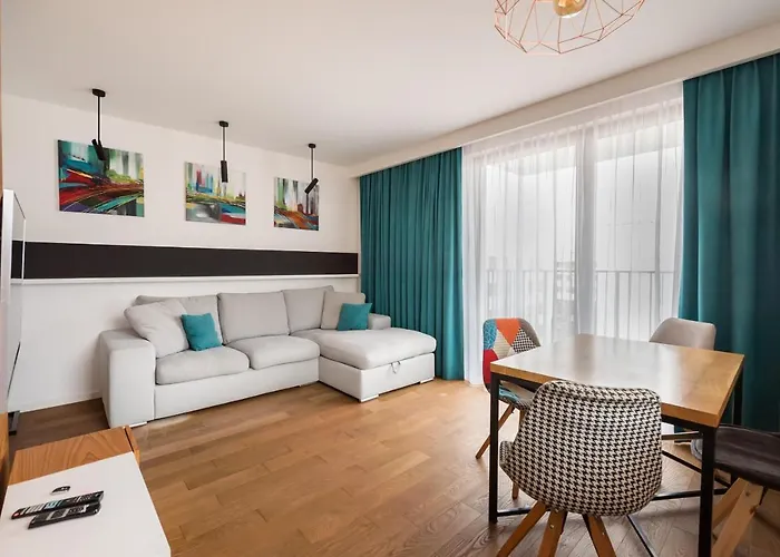 Wislany Mokotow Stylish Apartamento